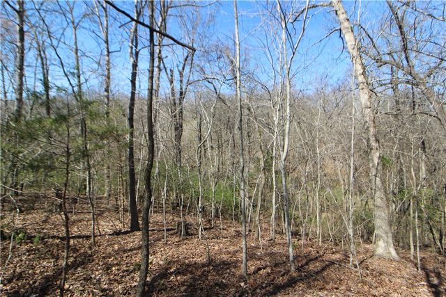 14552 Highland Church Road, Fayetteville, AR 72704