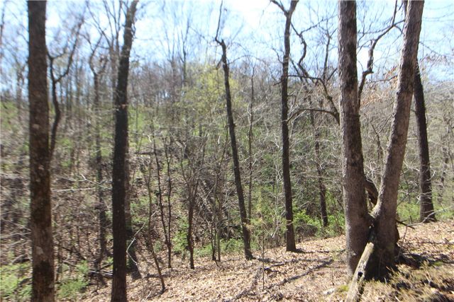 14552 Highland Church Road, Fayetteville, AR 72704