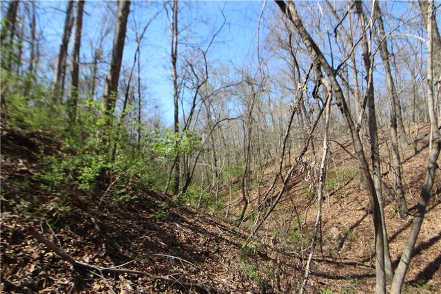 14552 Highland Church Road, Fayetteville, AR 72704