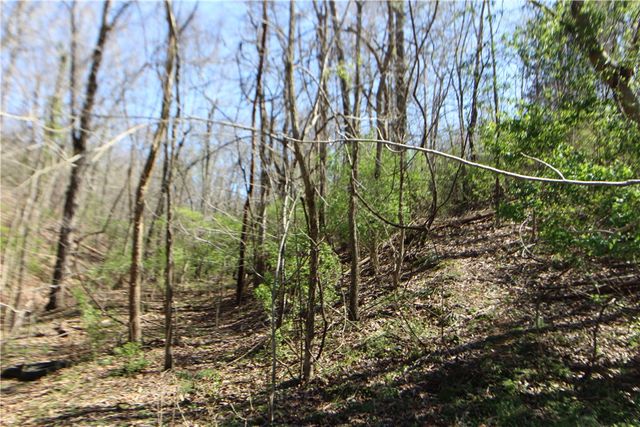 14552 Highland Church Road, Fayetteville, AR 72704