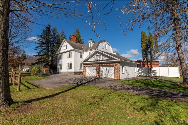 101 Sanger Avenue, Sangerfield, NY 13480