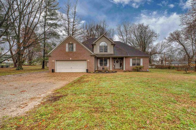 314 W North Street, Boonville, IN 47601