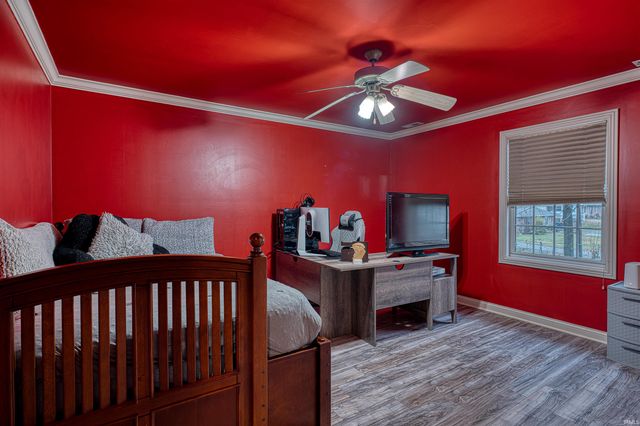 314 W North Street, Boonville, IN 47601