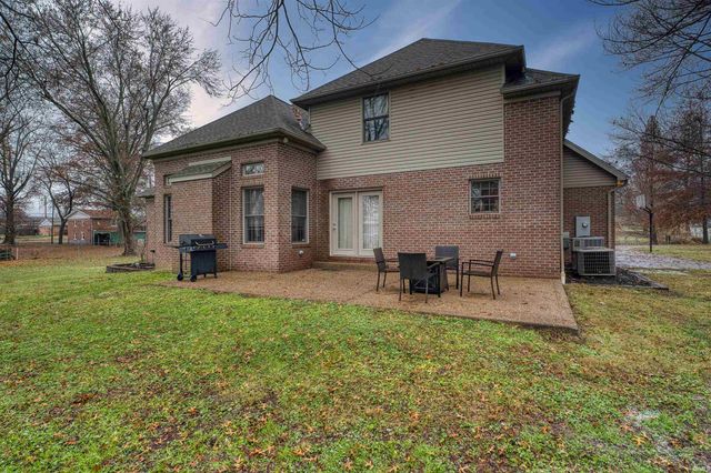 314 W North Street, Boonville, IN 47601