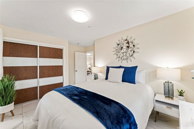 928 9th Avenue C, Honolulu, HI 96816