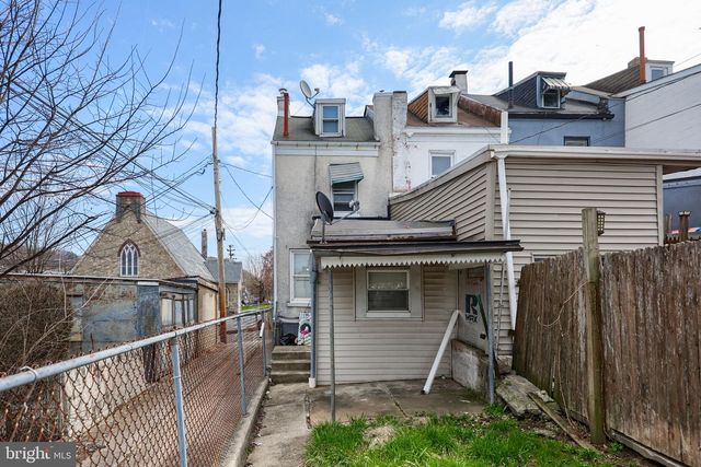 518 CHAPEL TC, Reading, PA 19602