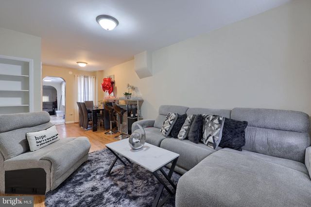 518 CHAPEL TC, Reading, PA 19602