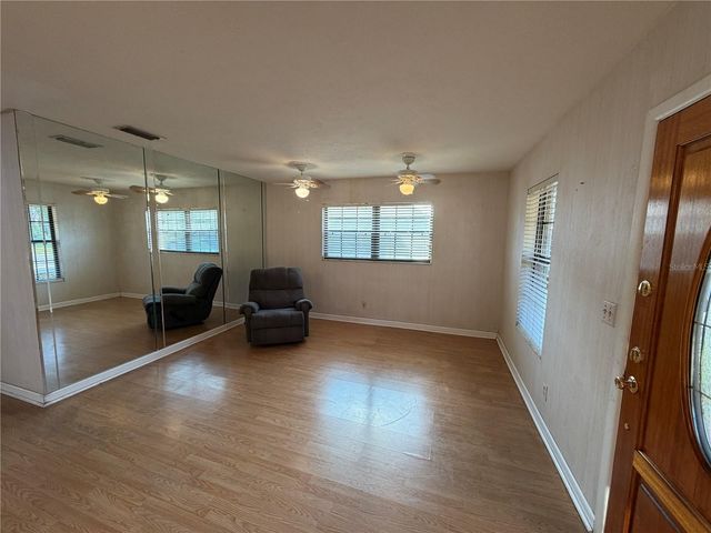 2723 W OSBORNE AVENUE, Tampa, FL 33614