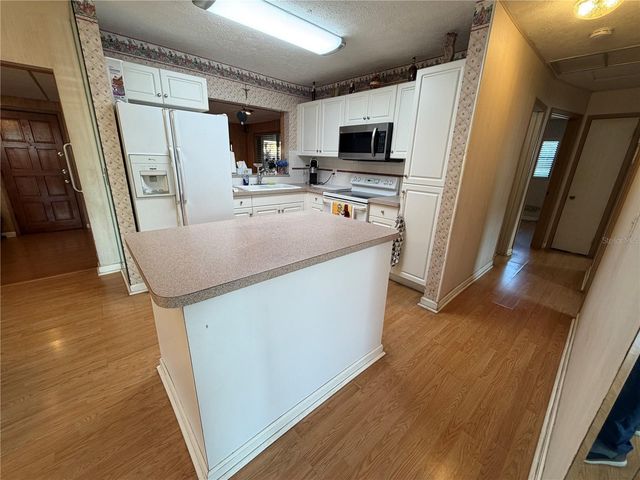 2723 W OSBORNE AVENUE, Tampa, FL 33614