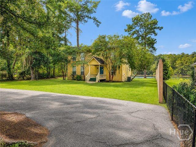 91 Holly Circle, Midway, GA 31320