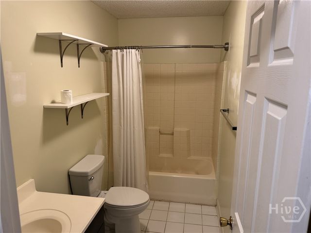 91 Holly Circle, Midway, GA 31320