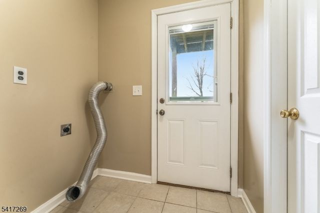 87 Lynnfield Ter, Lopatcong Twp., NJ 08865