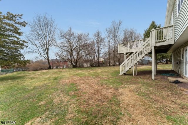 87 Lynnfield Ter, Lopatcong Twp., NJ 08865