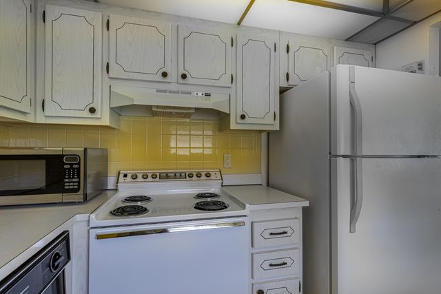 141 Saxony C Terrace 141, Delray Beach, FL 33446