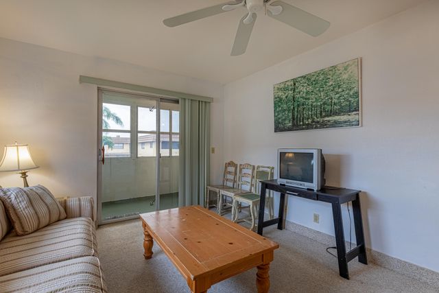 141 Saxony C Terrace 141, Delray Beach, FL 33446