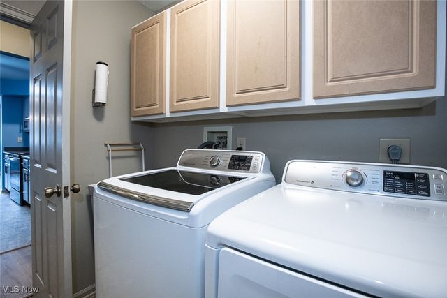 1360 Old Mill Path, Broadview Heights, OH 44147