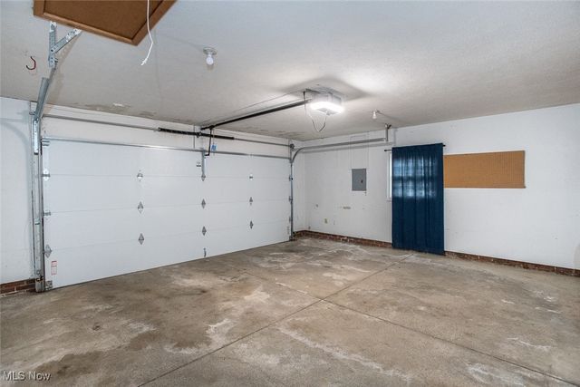 1360 Old Mill Path, Broadview Heights, OH 44147