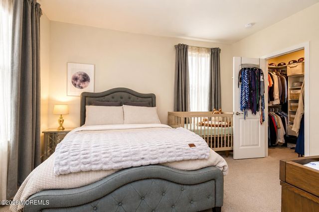 7 Raritan Cove, Keyport, NJ 07735
