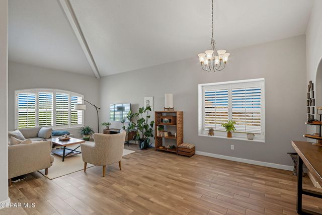 852 Via Descanso Drive, El Paso, TX 79912