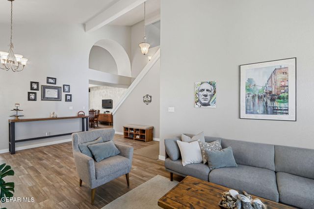 852 Via Descanso Drive, El Paso, TX 79912