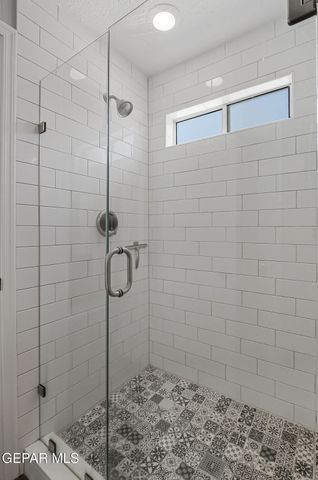 852 Via Descanso Drive, El Paso, TX 79912