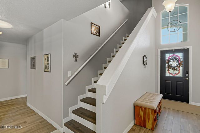 852 Via Descanso Drive, El Paso, TX 79912