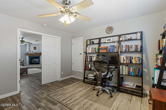 852 Via Descanso Drive, El Paso, TX 79912