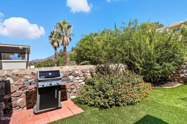 852 Via Descanso Drive, El Paso, TX 79912