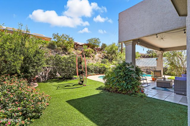 852 Via Descanso Drive, El Paso, TX 79912