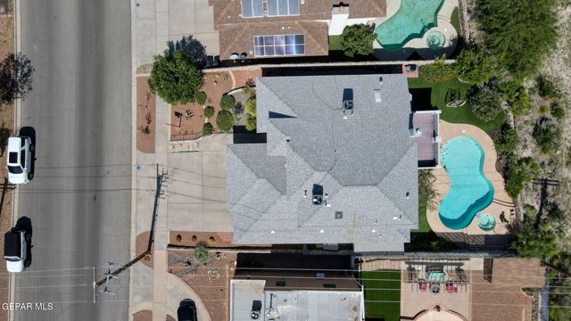 852 Via Descanso Drive, El Paso, TX 79912