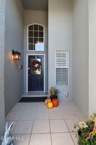 852 Via Descanso Drive, El Paso, TX 79912