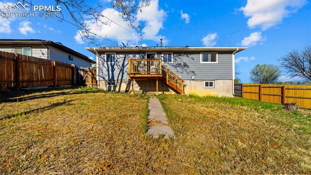 946 Hutchinson Drive, Colorado Springs, CO 80910