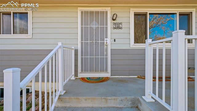 946 Hutchinson Drive, Colorado Springs, CO 80910