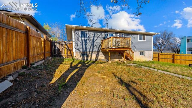 946 Hutchinson Drive, Colorado Springs, CO 80910