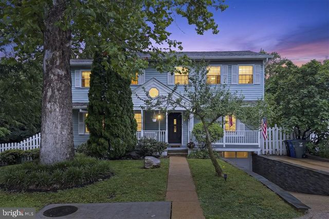 1800 N QUANTICO ST, Arlington, VA 22205