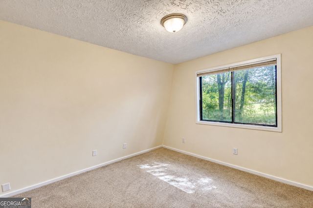 555 Freeman Drive, Athens, GA 30601