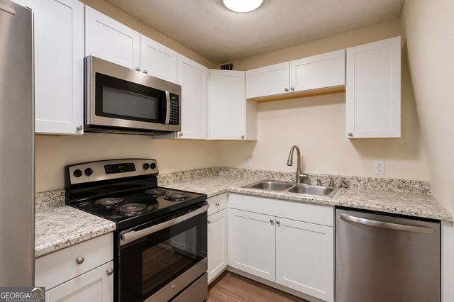 555 Freeman Drive, Athens, GA 30601