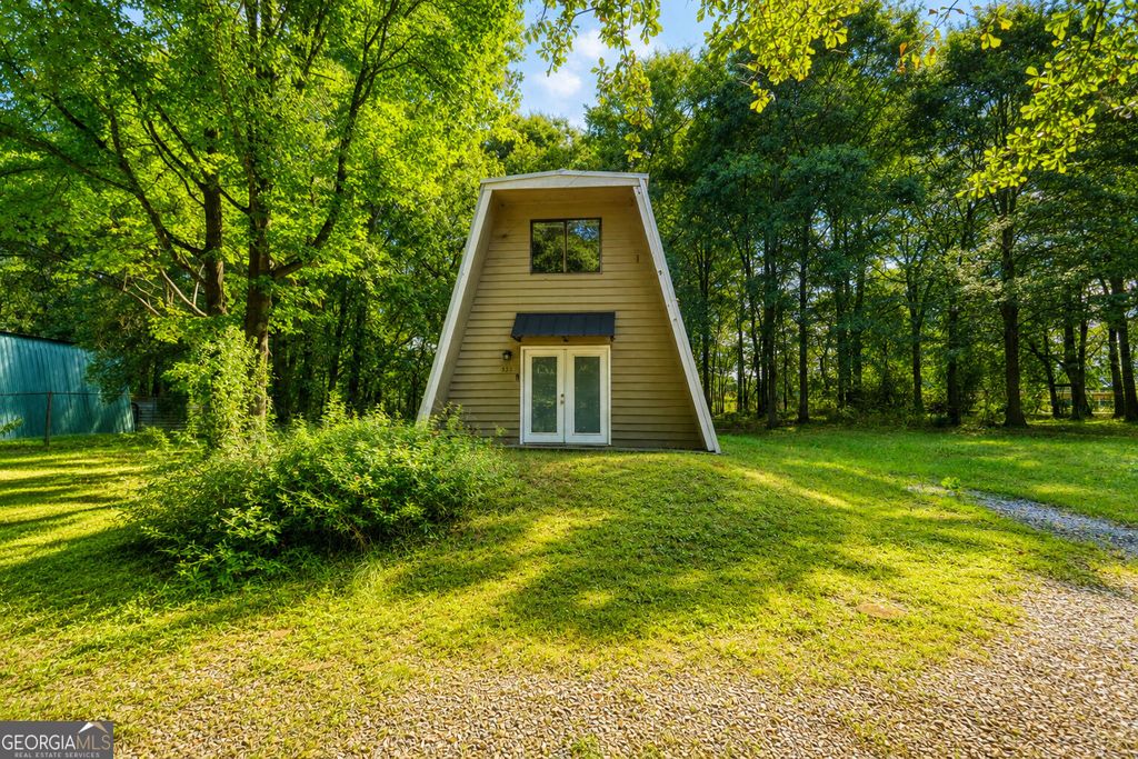555 Freeman Drive, Athens, GA 30601