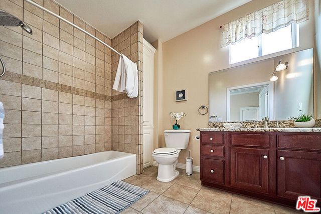 1025 Dewey Avenue 205, Los Angeles, CA 90006