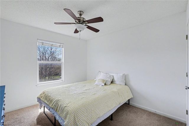 20515 W 220th Terrace, Spring Hill, KS 66083