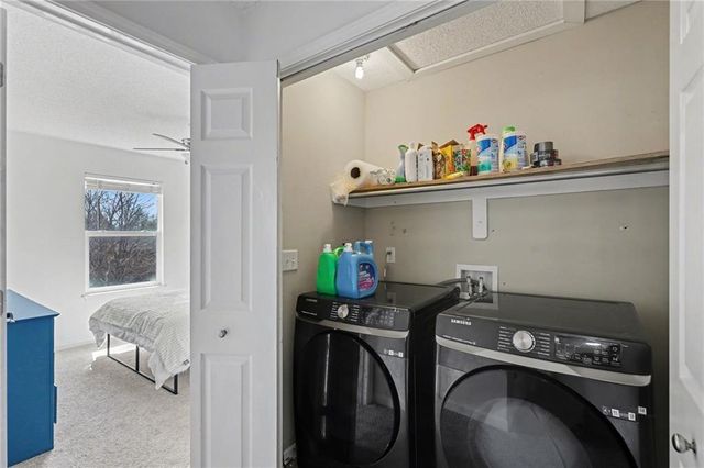 20515 W 220th Terrace, Spring Hill, KS 66083