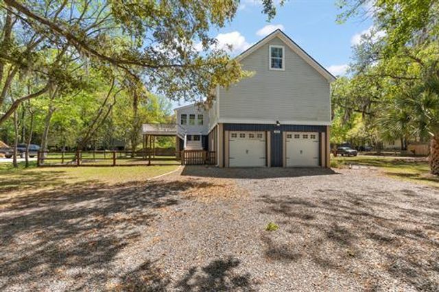 3663 Pandora Drive, Mount Pleasant, SC 29466