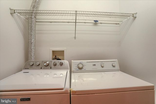 12 CREEK BANK DR, Mechanicsburg, PA 17050
