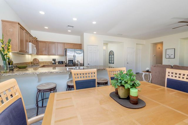61125 Living Stone Drive, La Quinta, CA 92253