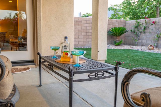 61125 Living Stone Drive, La Quinta, CA 92253