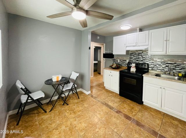 3720 W Mauna Loa Lane Studio, Phoenix, AZ 85053