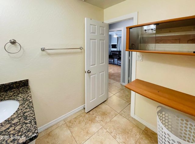 3720 W Mauna Loa Lane Studio, Phoenix, AZ 85053