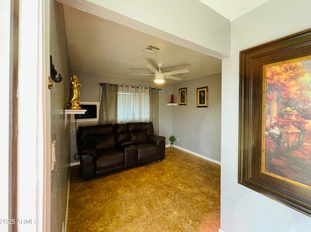 3720 W Mauna Loa Lane Studio, Phoenix, AZ 85053