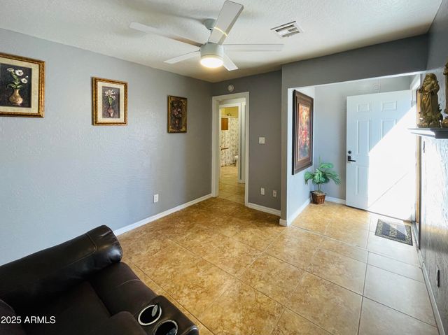 3720 W Mauna Loa Lane Studio, Phoenix, AZ 85053