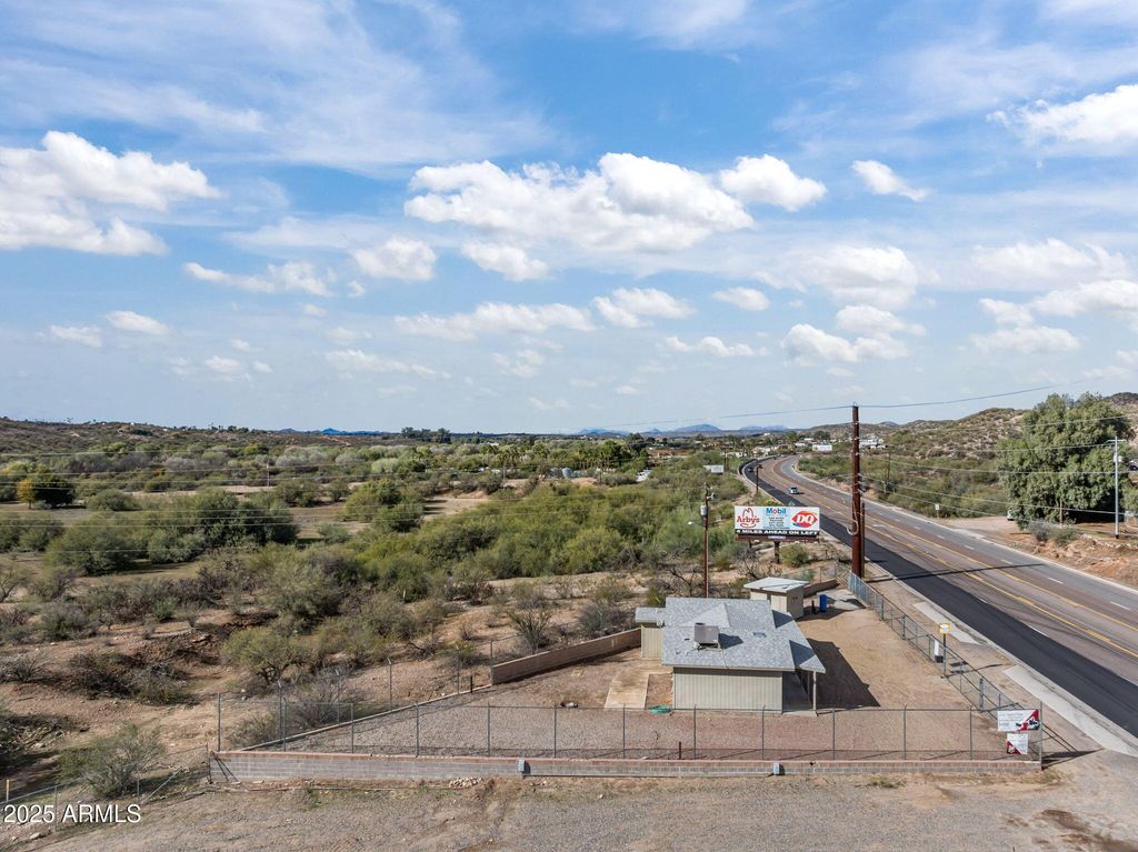 51426 NW US HIGHWAY 60 89 Avenue, Wickenburg, AZ 85390 — photo 2